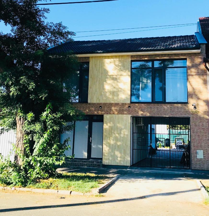 Mira Apartman Дебрецен Экстерьер фото