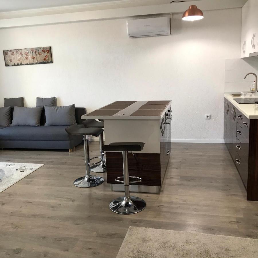 Mira Apartman Дебрецен Экстерьер фото