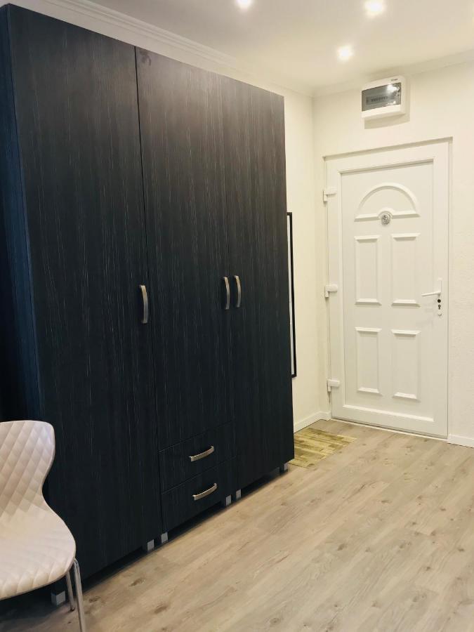 Mira Apartman Дебрецен Экстерьер фото