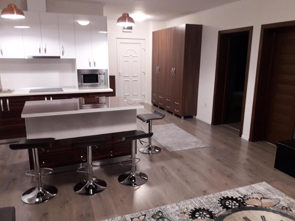 Mira Apartman Дебрецен Экстерьер фото